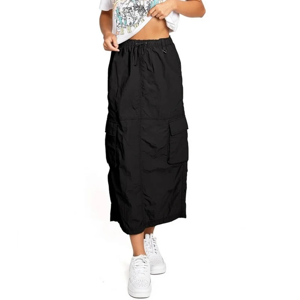 Love Tree Parachute Cargo Skirt Size Small Black Elastic Waist